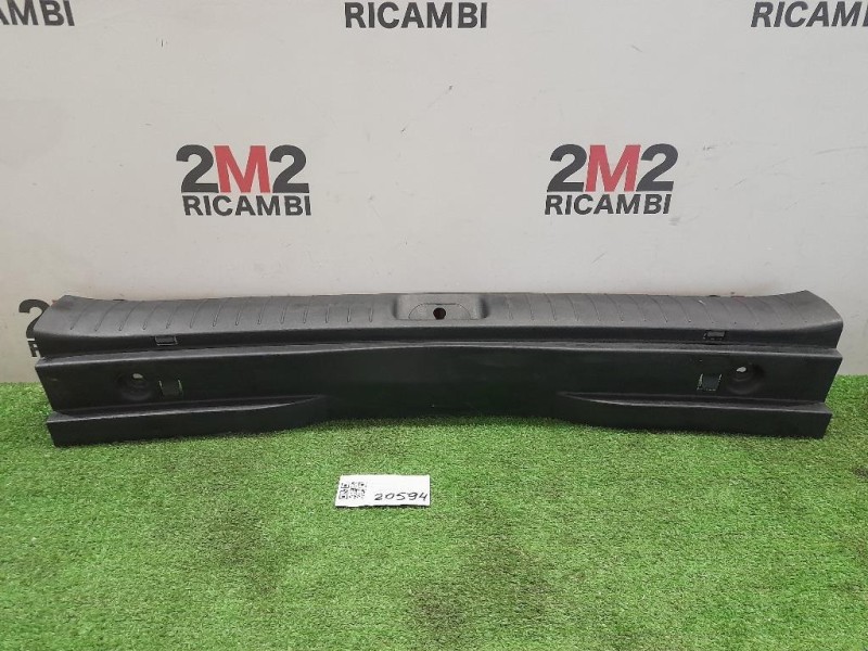 Pannello Rivestimento Traversa Batticofano 85770F1000WK Kia Sportage IV 2016