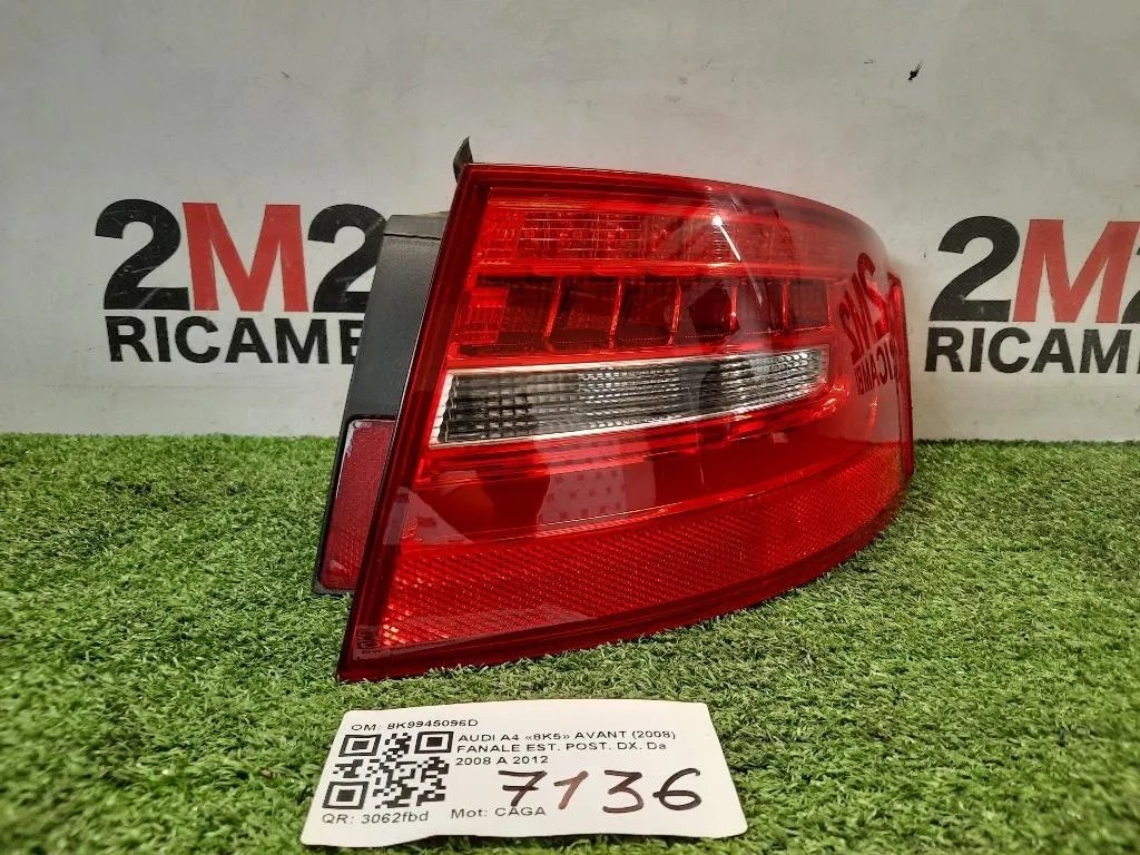 Fanale EST POST DX 8K9945096D Audi A4 8K5 Avant 2008