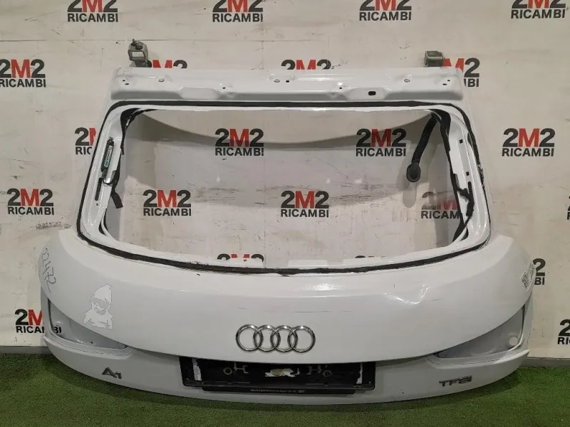 Portello POST 8X4827023B Audi A1 8XF Sportback 2015