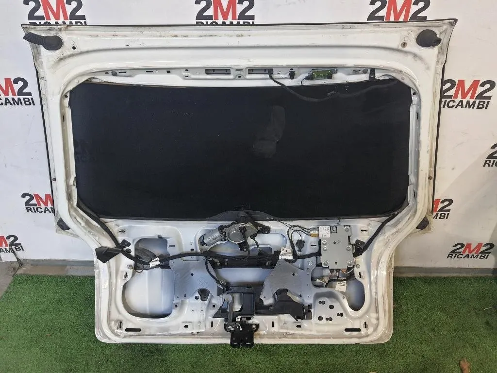 Portello POST 8P3827023T Audi A3 8P1 2004