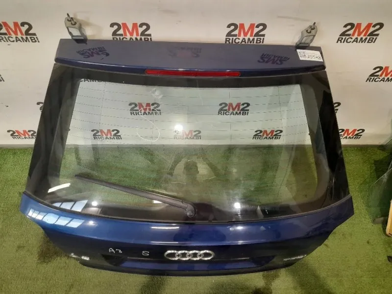 Portello POST 8P3827023AF Audi A3 8P1 2008