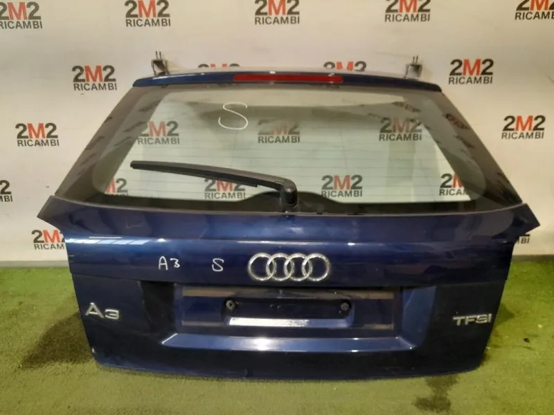 Portello POST 8P3827023AF Audi A3 8P1 2008