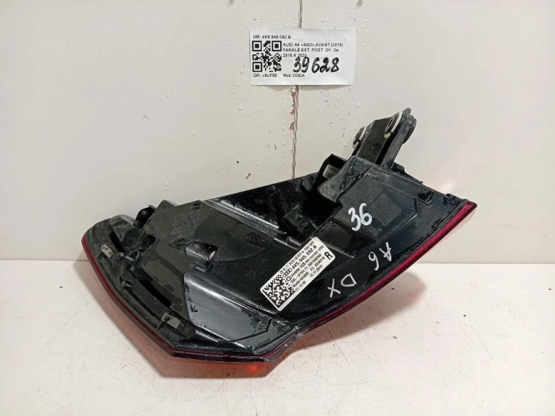 Fanale EST POST DX 4K5 945 092 B Audi A6 4GD Avant 2016