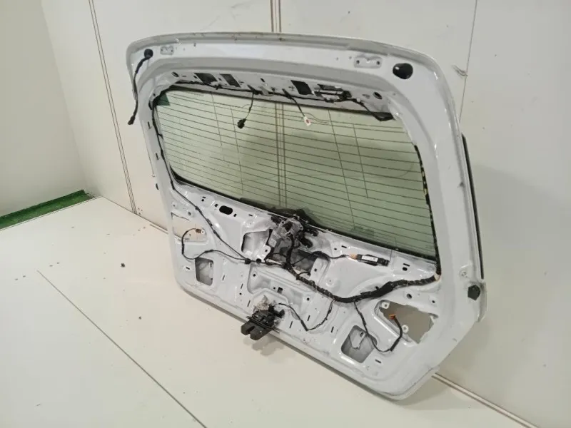 Portello POST 8V4827025D Audi A3 8VA Sportback 2012