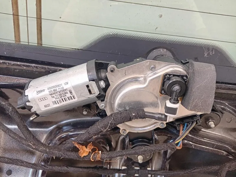 Portello POST 8E9827023R Audi A4 8ED Avant 2005