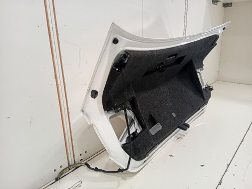 Portello POST 8K5827023AE Audi A4 8K2 2008