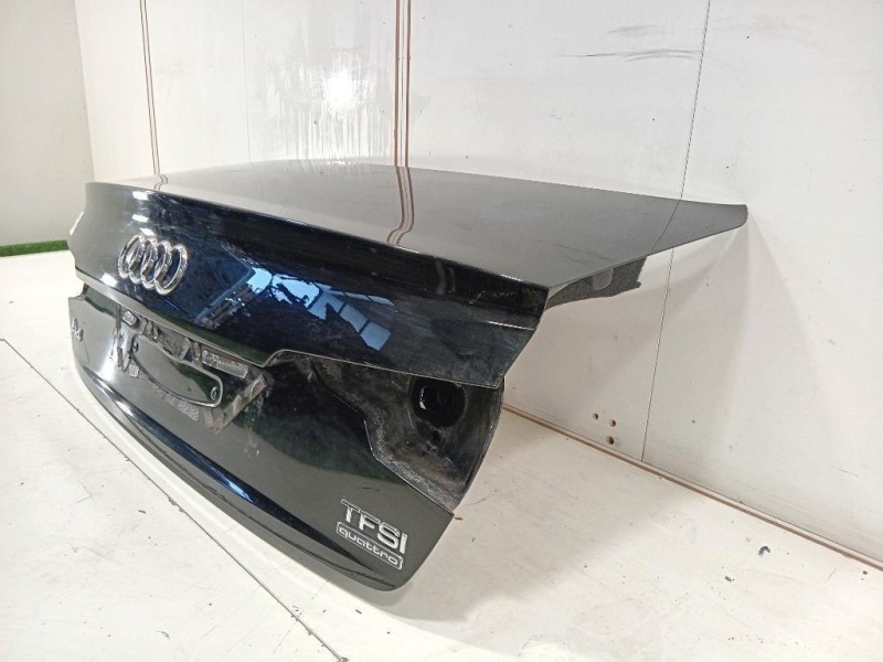 Portello POST 8W9827025D Audi A4 8W5 Avant 2015