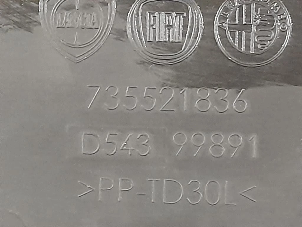 Parabrezza 735521836 Fiat 500L 2013