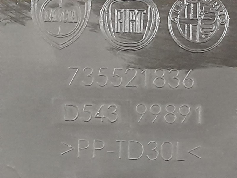 Parabrezza 735521836 Fiat 500L 2013