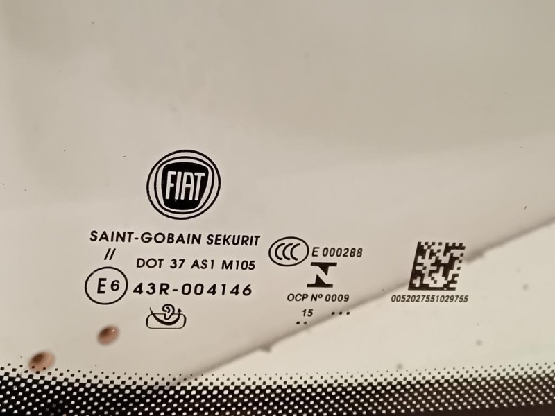 Parabrezza 52027549 Fiat 500X 2015