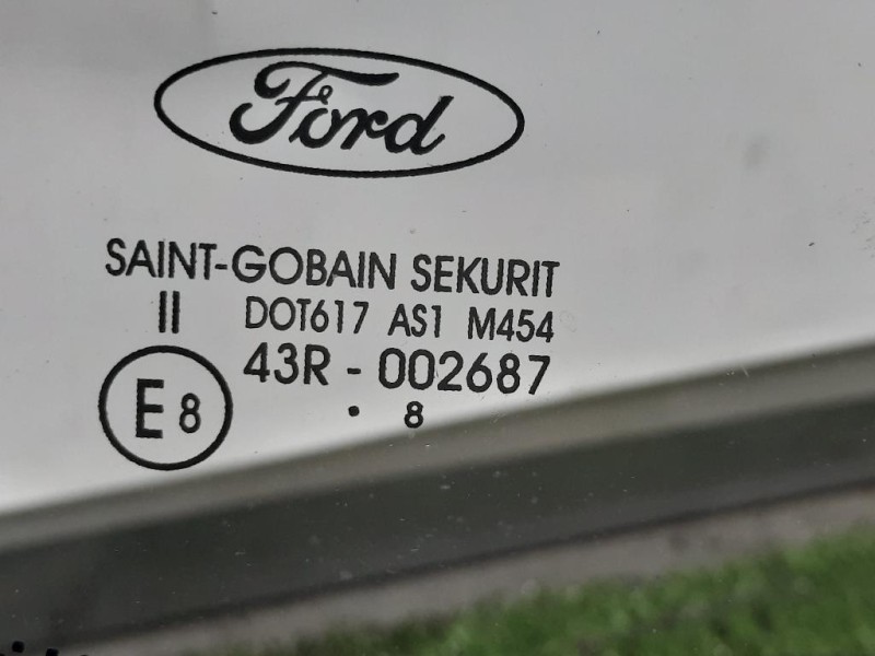 Parabrezza Ford Focus III 2008