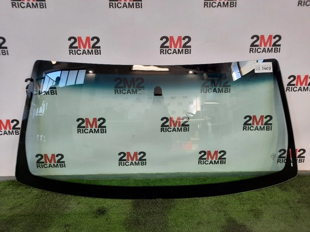 Parabrezza K05080484AA Jeep Cherokee III 2002