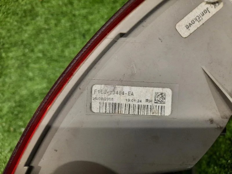 Fanale EST POST DX F1EB13404EA Ford Focus IV SW 2014