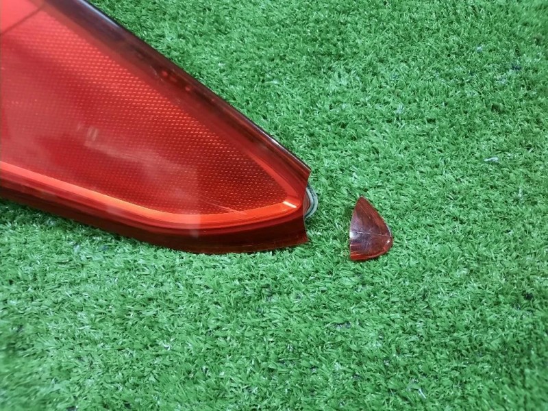 Fanale EST POST DX F1EB13404EA Ford Focus IV SW 2014