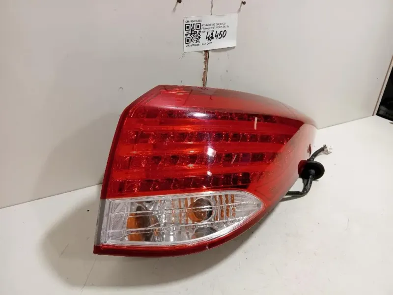 Fanale EST POST DX 92402-3Z0 Hyundai I40 CW 2012