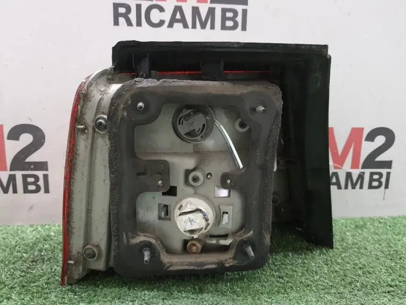 Fanale EST POST DX 0K2FB51140 Kia Carens II 2002