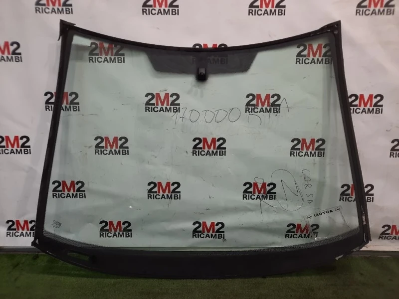 Parabrezza Opel Corsa D 2010