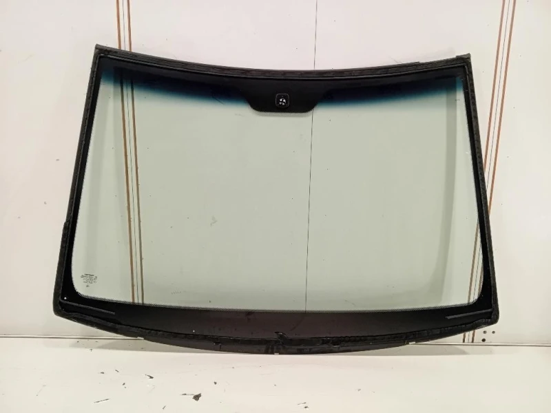 Parabrezza 7911035000 Ssangyong Tivoli 2015