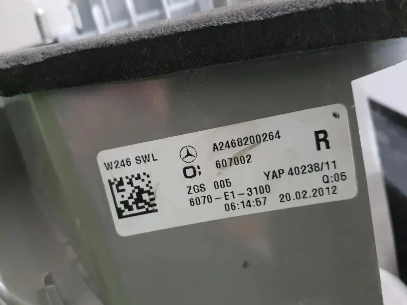 Fanale EST POST DX A2468200264 Mercedes Classe B W246 2012