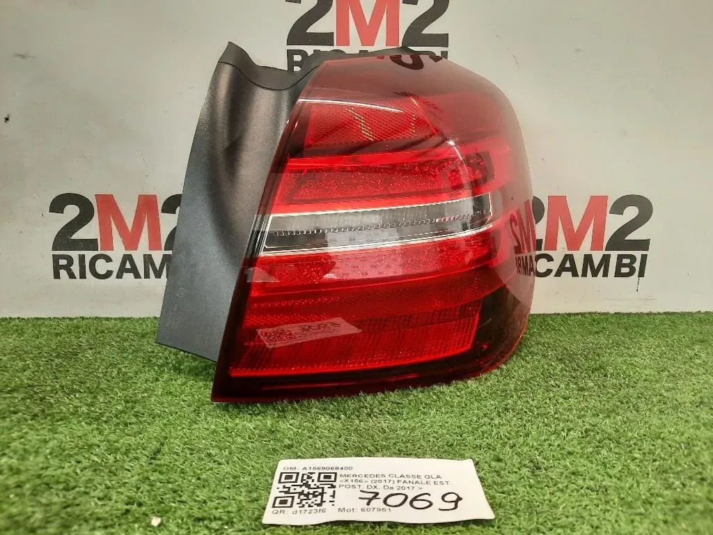 Fanale EST POST DX A1569068400 Mercedes Classe GLA X156 2017