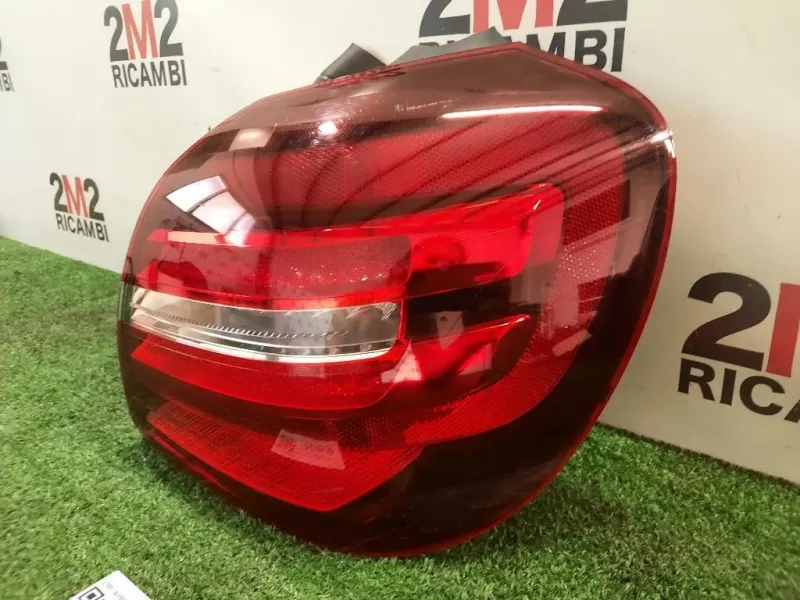 Fanale EST POST DX A1569068400 Mercedes Classe GLA X156 2017