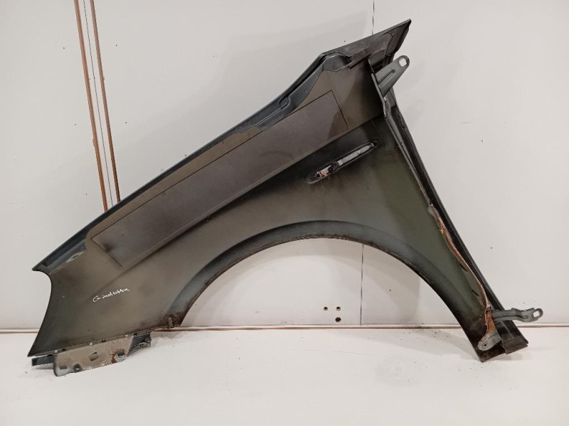 Fanale EST POST DX 39015944 Opel Astra K 2016 Fanale EST POST DX 39015944 Opel Astra K 2016