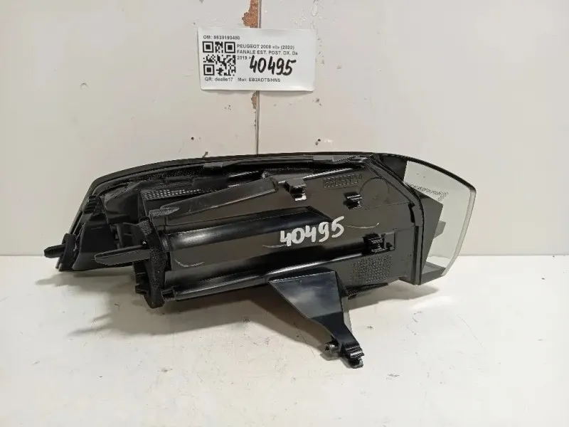 Fanale EST POST DX 9838190480 Peugeot 2008 II 2020