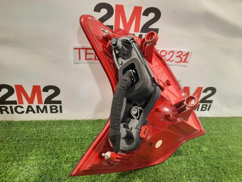 Fanale EST POST DX 9683460780 DESTRO Peugeot 3008 I 2009