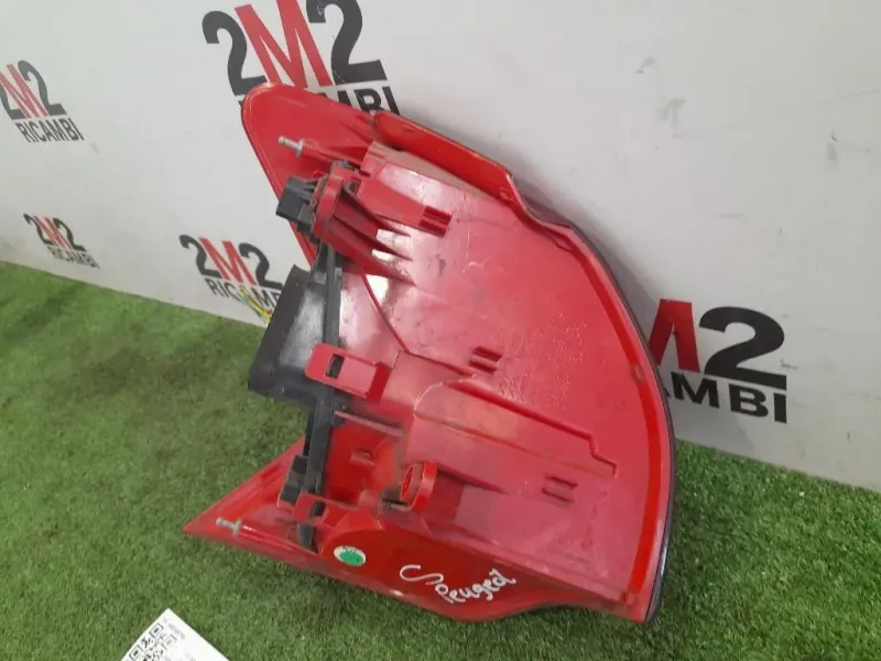 Fanale EST POST DX 9683460780 Peugeot 3008 I 2009