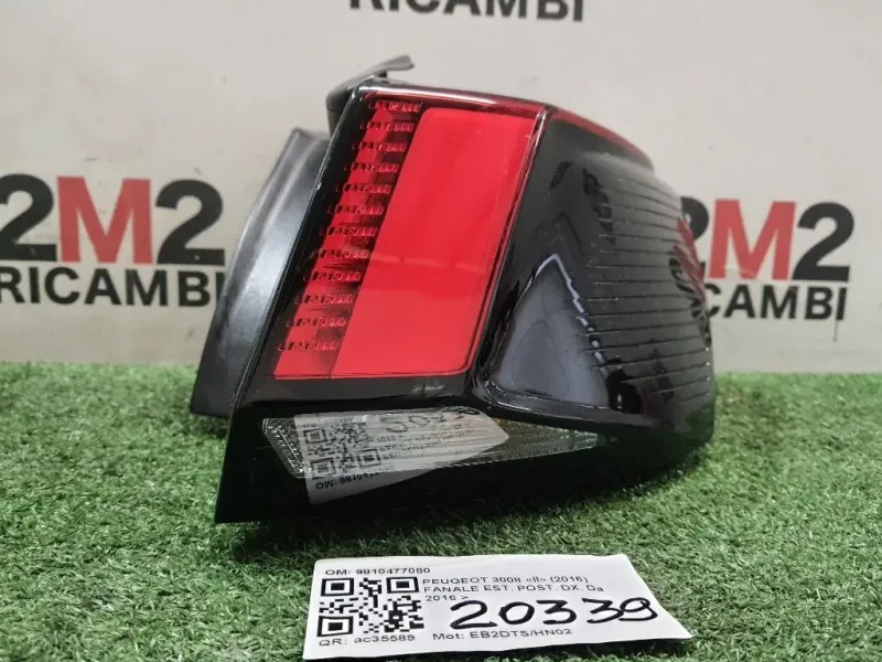 Fanale EST POST DX 9810477080 Peugeot 3008 II 2016