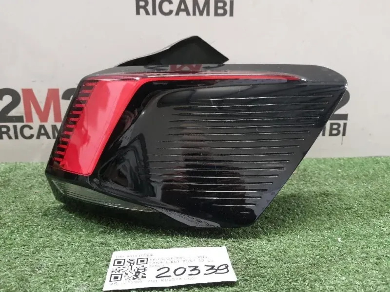 Fanale EST POST DX 9810477080 Peugeot 3008 II 2016