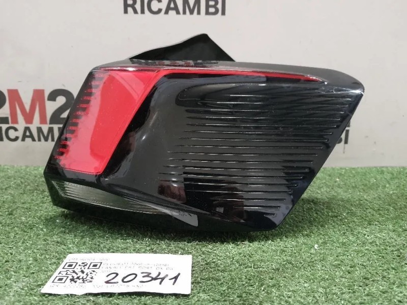 Fanale EST POST DX 9810477080 Peugeot 3008 II 2016