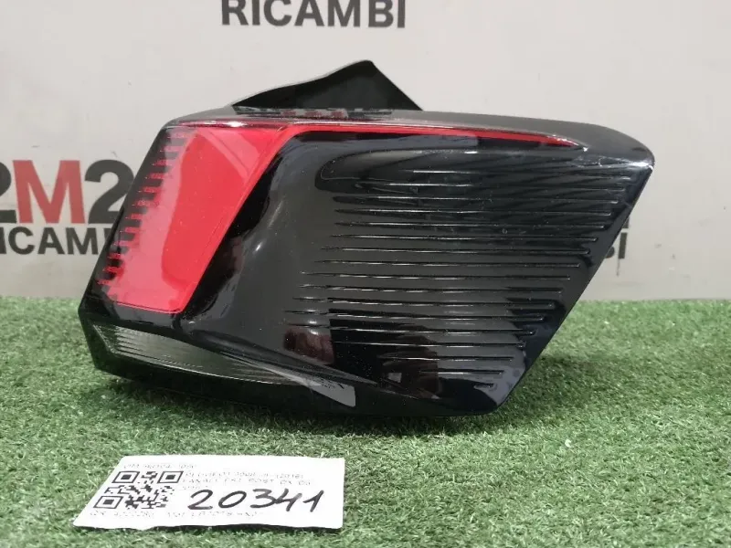 Fanale EST POST DX 9810477080 Peugeot 3008 II 2016