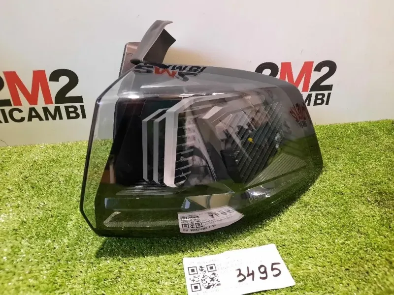 Fanale EST POST DX 9836231580 RESTYLING Peugeot 5008 II 2017