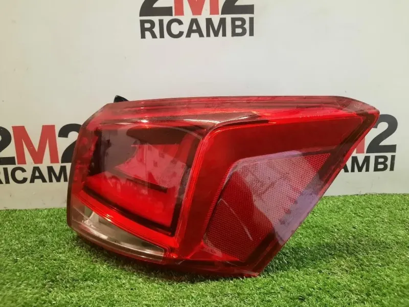 Fanale EST POST DX 6F9945208B Seat Arona 2017