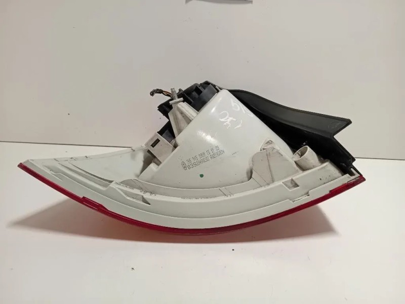 Fanale EST POST DX 1K6945096N Volkswagen GOLF V 2004