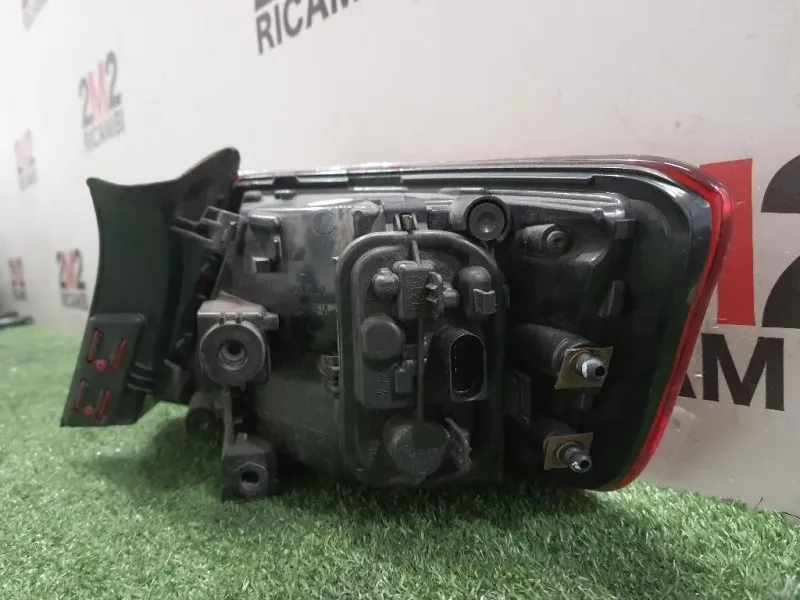 Fanale EST POST SX 8V4945095 Audi A3 8VF Sportback 2016