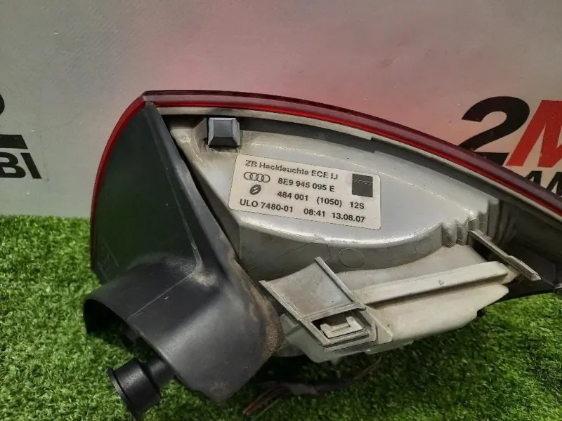 Fanale EST POST SX 8E9945095E Audi A4 8ED Avant 2005