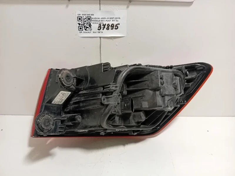 Fanale EST POST SX 8W9945069 Audi A4 8W5 Avant 2015