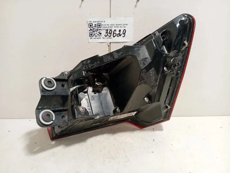 Fanale EST POST SX 4K5 945 091 B Audi A6 4GD Avant 2016
