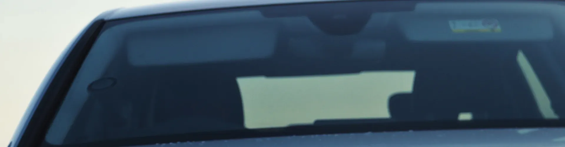 Used Auto Parts Windshield - 2M2 Autodemolition