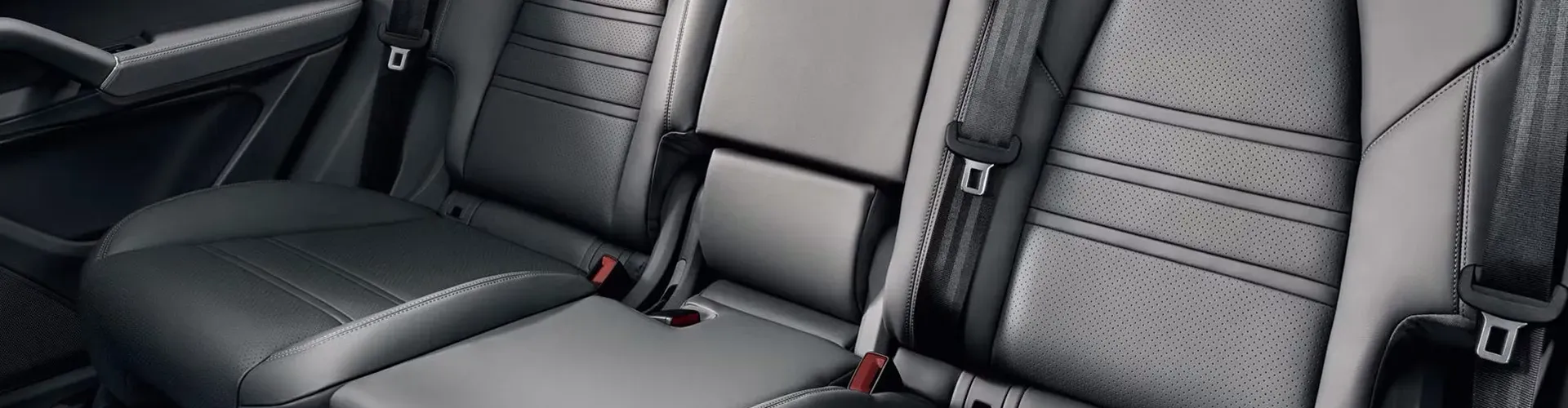 Used Auto Parts Upholstery - 2M2 Autodemolition